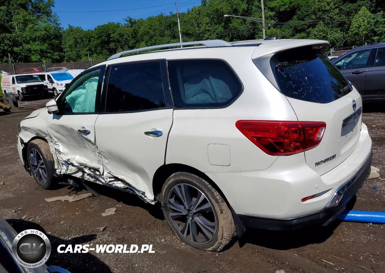 2018 Nissan Pathfinder S VIN:5N1DR2MMXJC639806 - 2