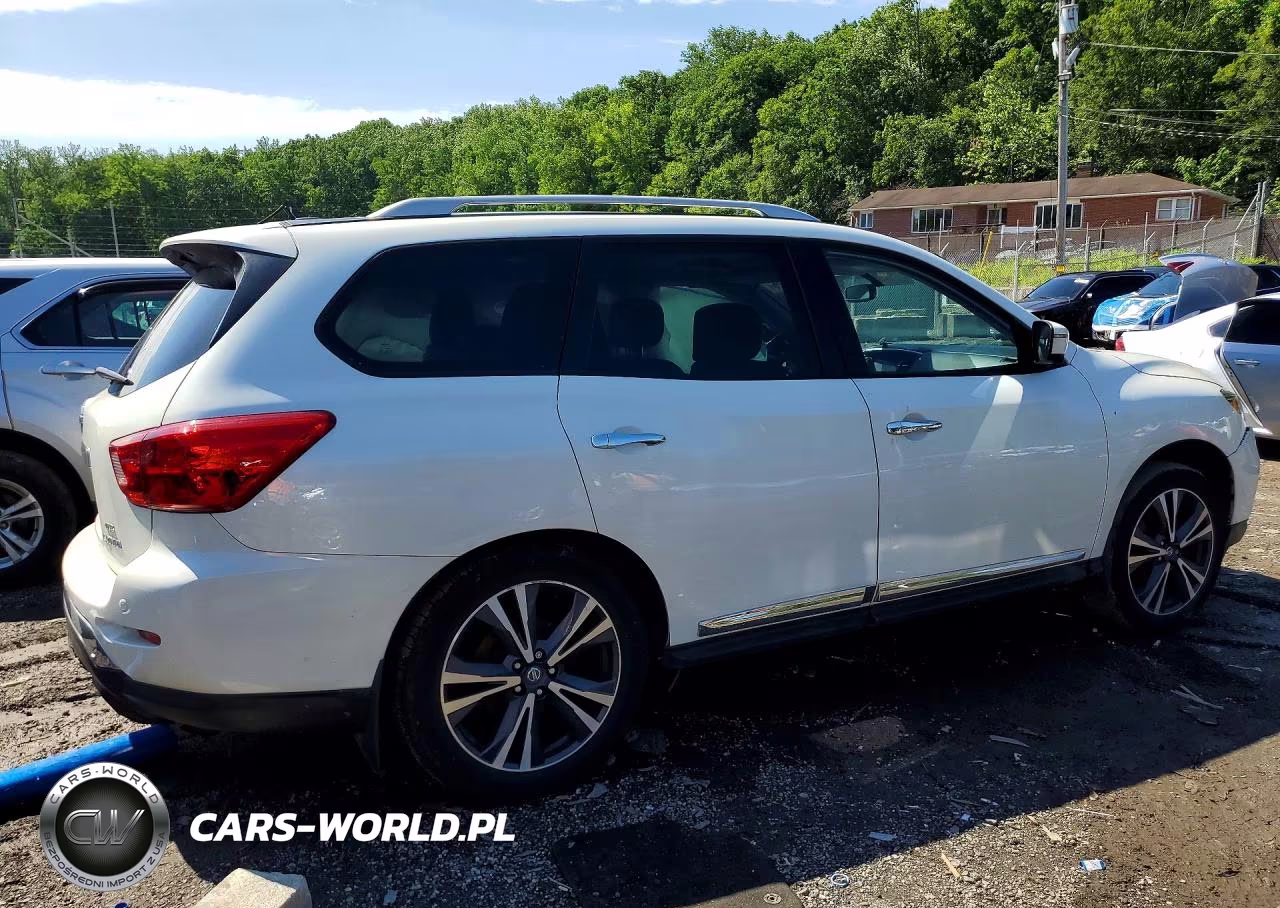 2018 Nissan Pathfinder S VIN:5N1DR2MMXJC639806 - 3