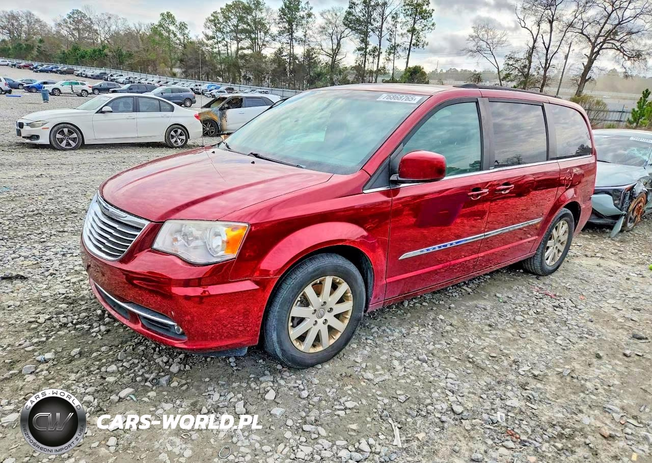 2014 Chrysler Town & Country Touring – zdjęcie 1 z 13
