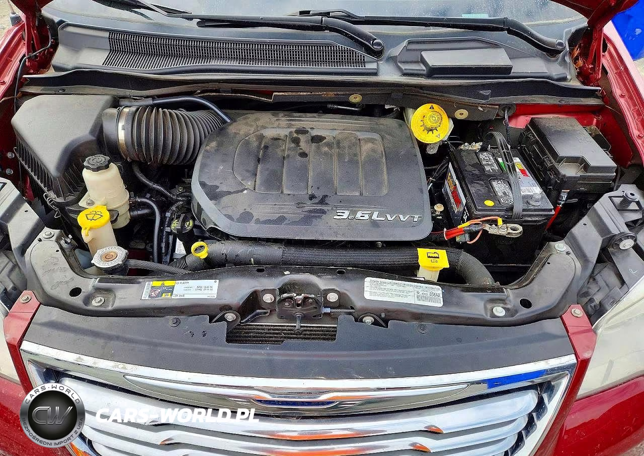 2014 Chrysler Town & Country Touring VIN:2C4RC1BG1ER165552 - 12