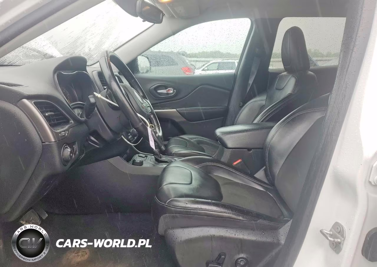2020 Jeep Cherokee Latitude VIN:1C4PJMCX3LD628885 - 7