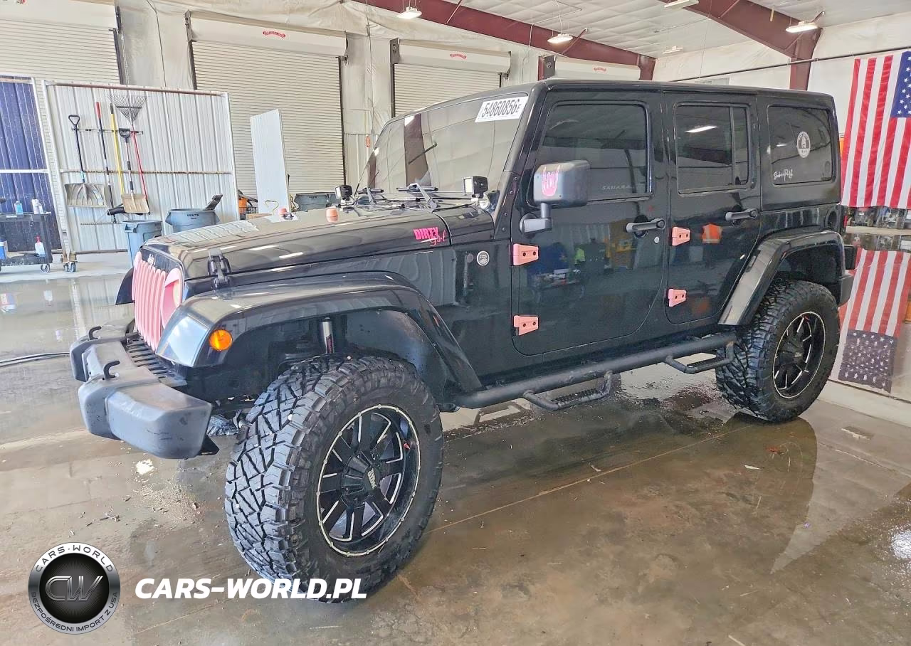 2013 Jeep Wrangler Unlimited Sahara