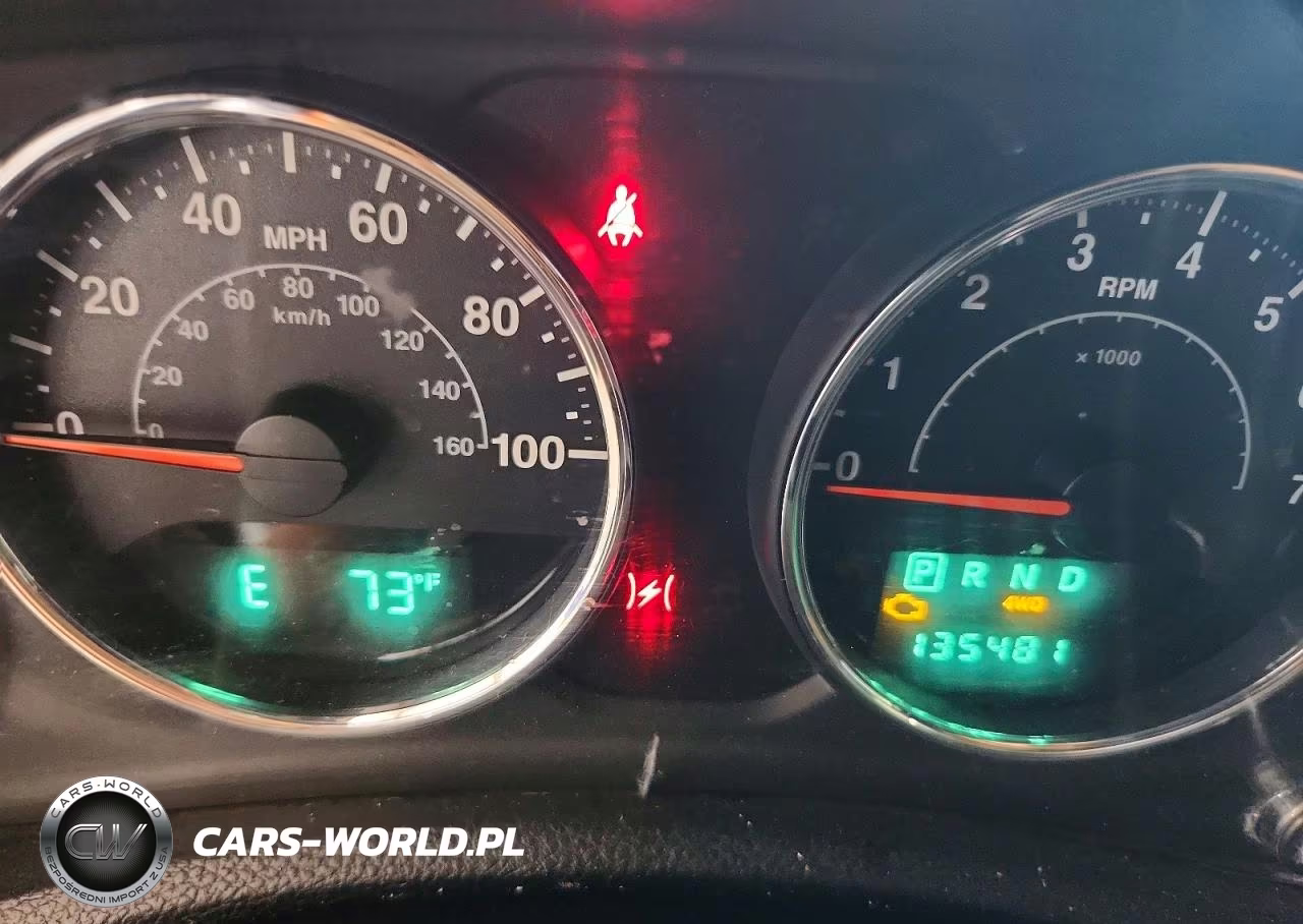 2013 Jeep Wrangler Unlimited Sahara VIN:1C4BJWEGXDL635505 - 9