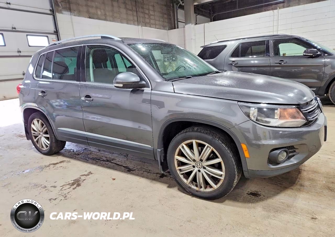 2015 Volkswagen Tiguan S VIN:WVGBV7AX1FW502497 - 4
