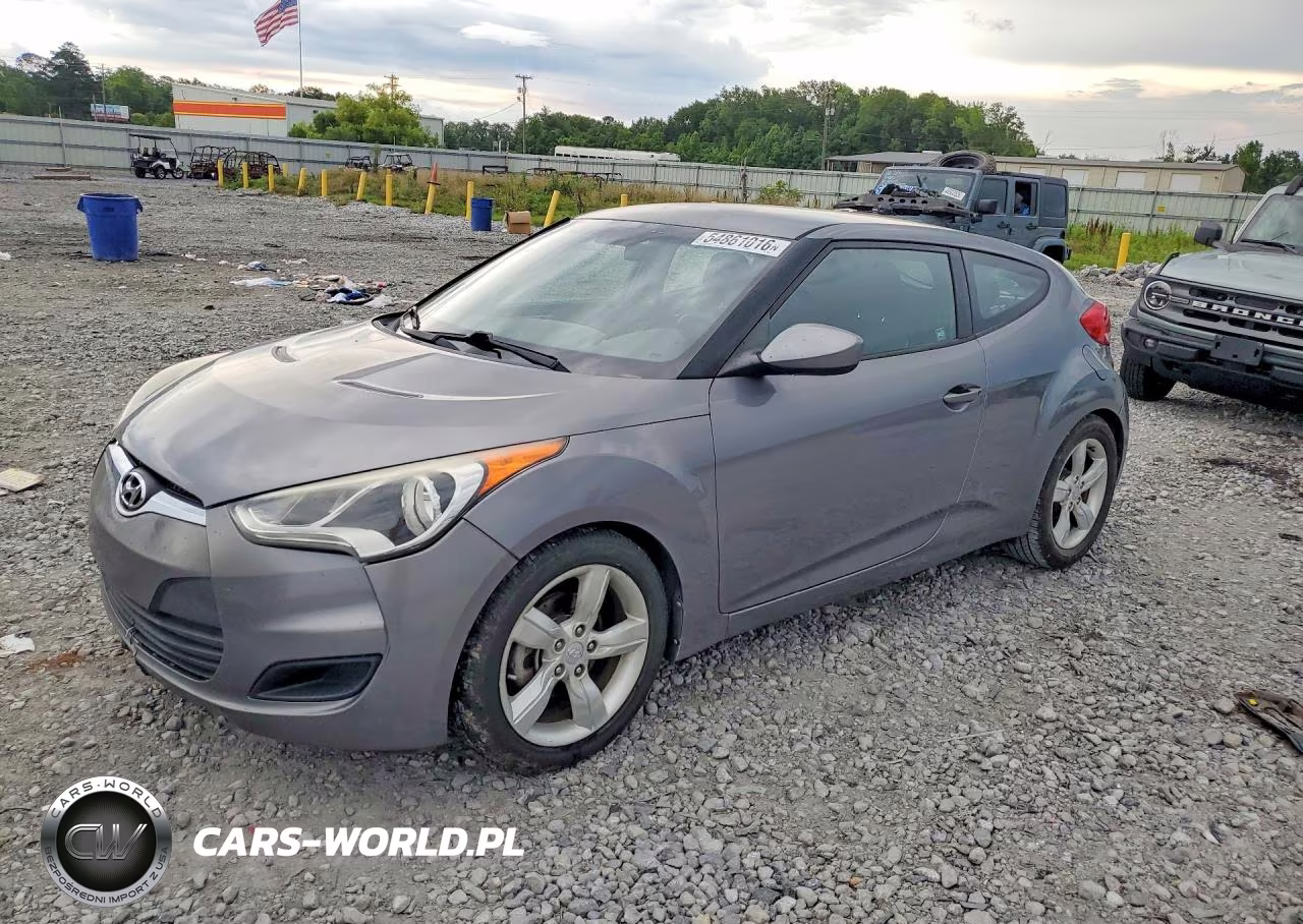2015 Hyundai Veloster Base