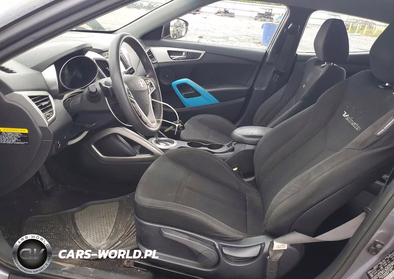 2015 Hyundai Veloster Base VIN:KMHTC6AD8FU239446 - 7