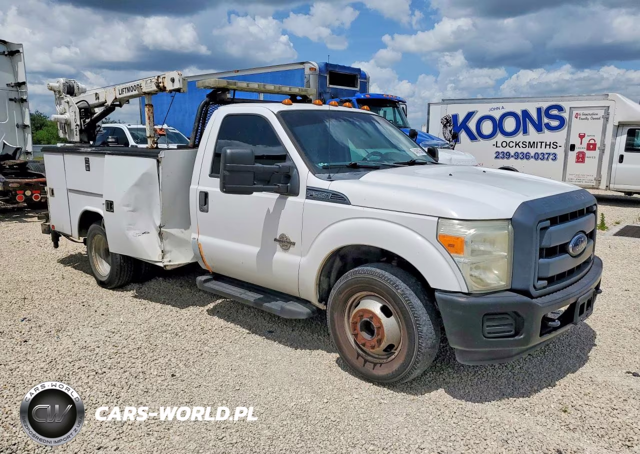 2015 Ford F350 Super Duty VIN:1FDRF3GT8FEA76774 - 4