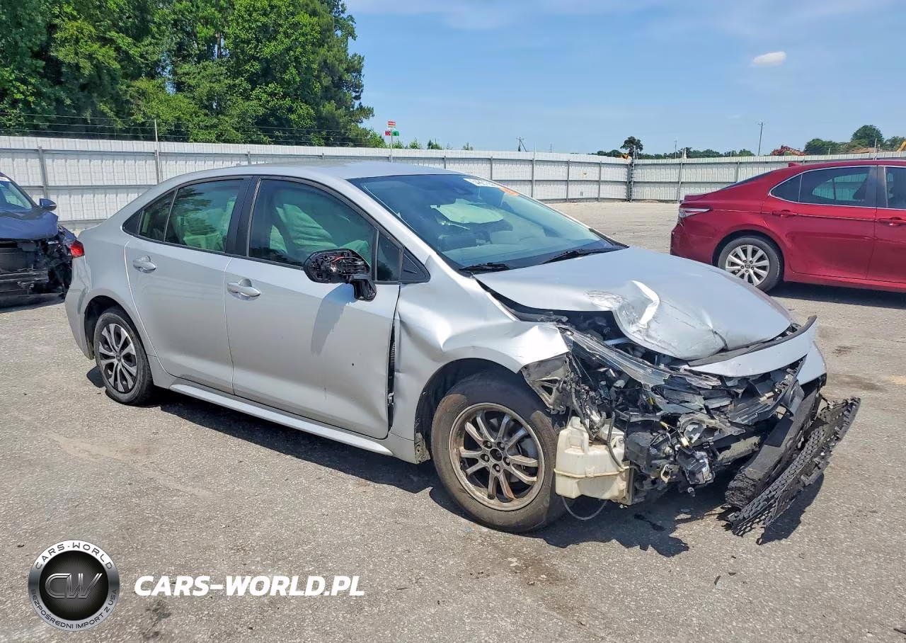 2022 Toyota Corolla Le VIN:JTDEAMDE6NJ050872 - 4