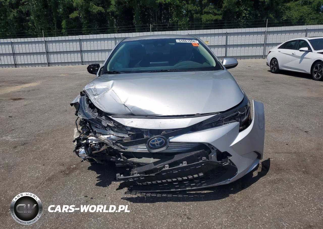 2022 Toyota Corolla Le VIN:JTDEAMDE6NJ050872 - 5