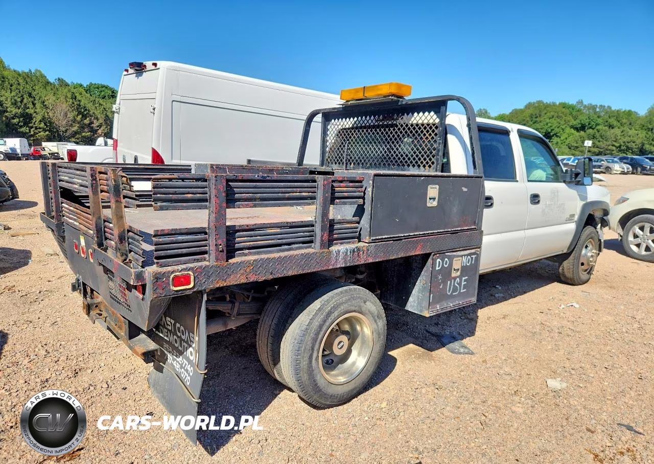 2006 Chevrolet Silverado K3500 VIN:1GBJK33D66F237732 - 3