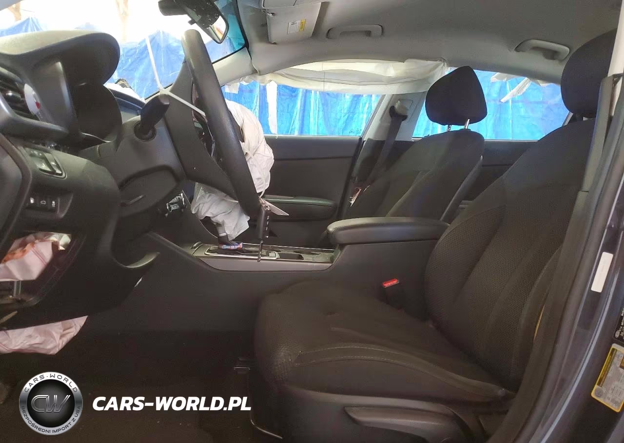 2019 Kia Optima Lx VIN:5XXGT4L31KG283111 - 7
