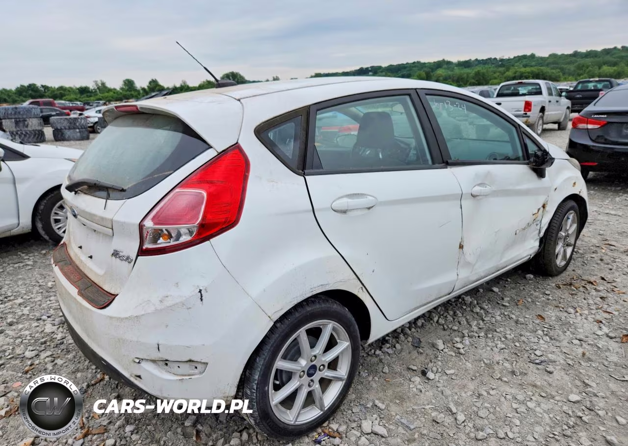 2019 Ford Fiesta Se VIN:3FADP4EJ7KM150764 - 3