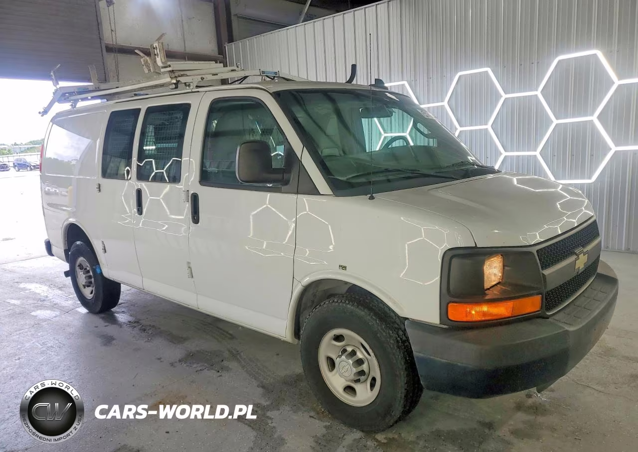2016 Chevrolet Express G2500 VIN:1GCWGAFF9G1142570 - 4