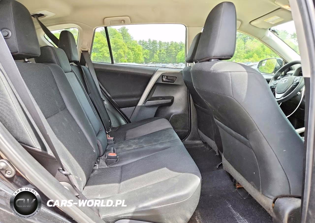 2018 Toyota Rav4 Le VIN:2T3BFREV6JW713093 - 11