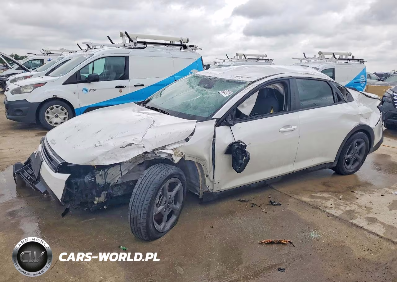 2025 Kia K4 Lxs – zdjęcie 1 z 12
