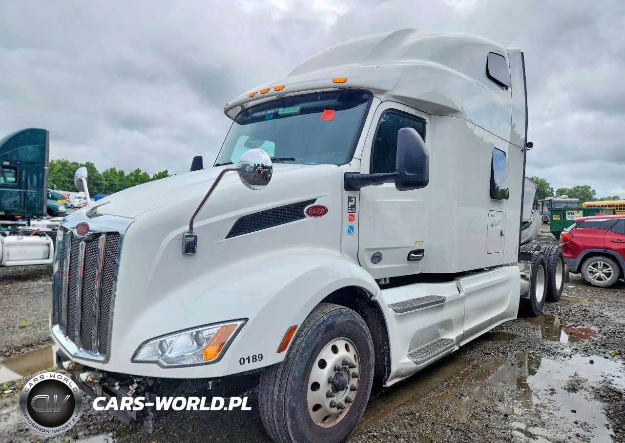 2023 Peterbilt 579 Semi Truck VIN:1XPBDP9XXPD887162 - 2