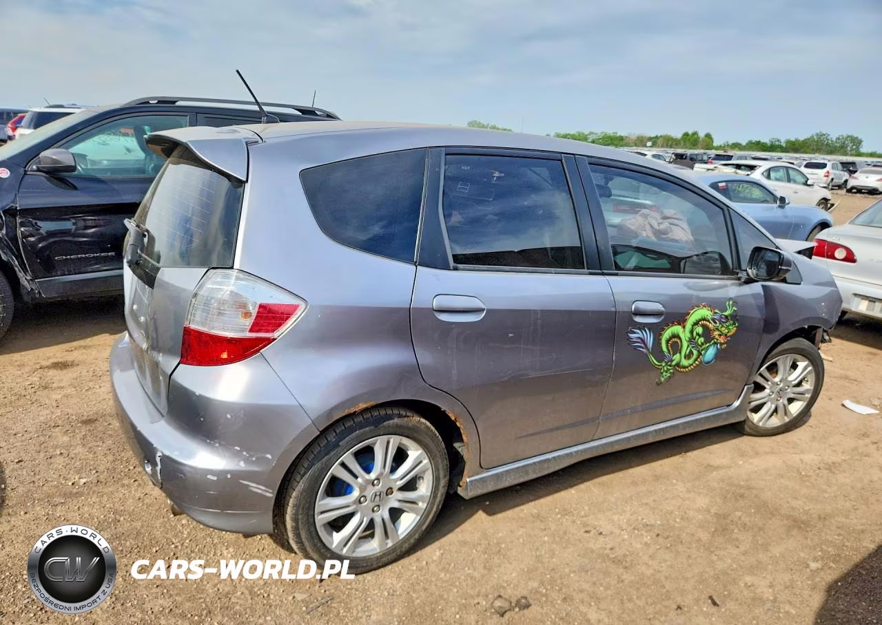 2009 Honda Fit Sport VIN:JHMGE87409S053515 - 3