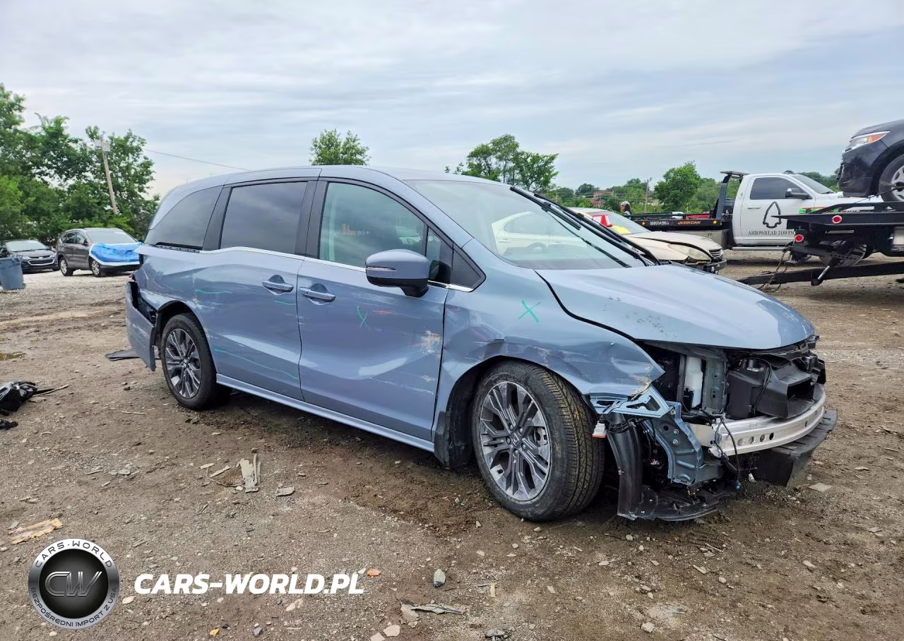 2026 Honda Odyssey Touring VIN:5FNRL6H83TB016470 - 4