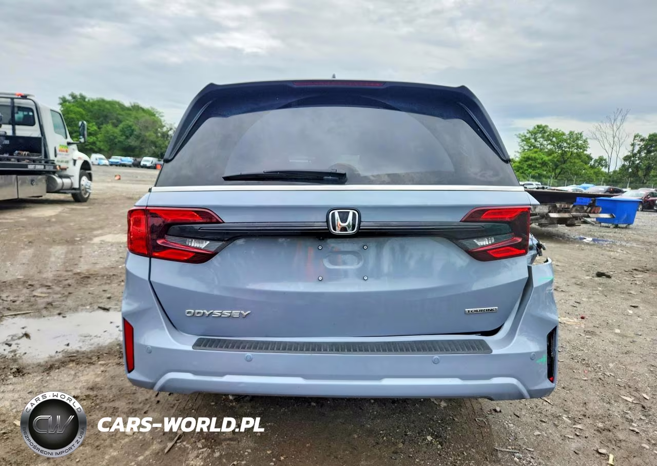 2026 Honda Odyssey Touring VIN:5FNRL6H83TB016470 - 6