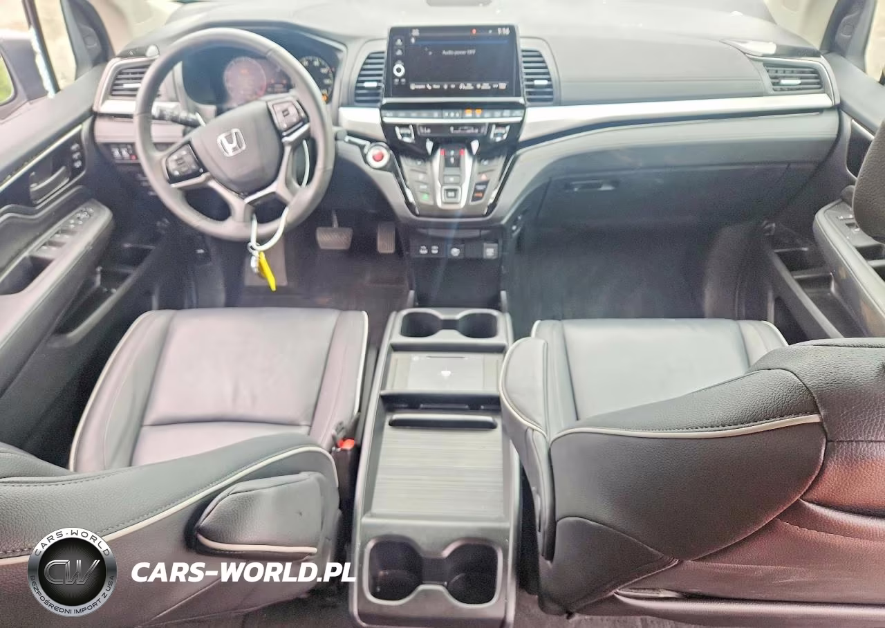 2026 Honda Odyssey Touring VIN:5FNRL6H83TB016470 - 8