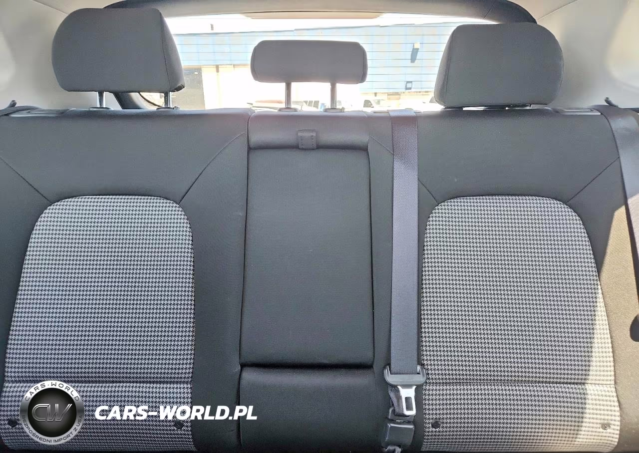 2020 Hyundai Kona Sel Plus VIN:KM8K6CAA7LU482135 - 10