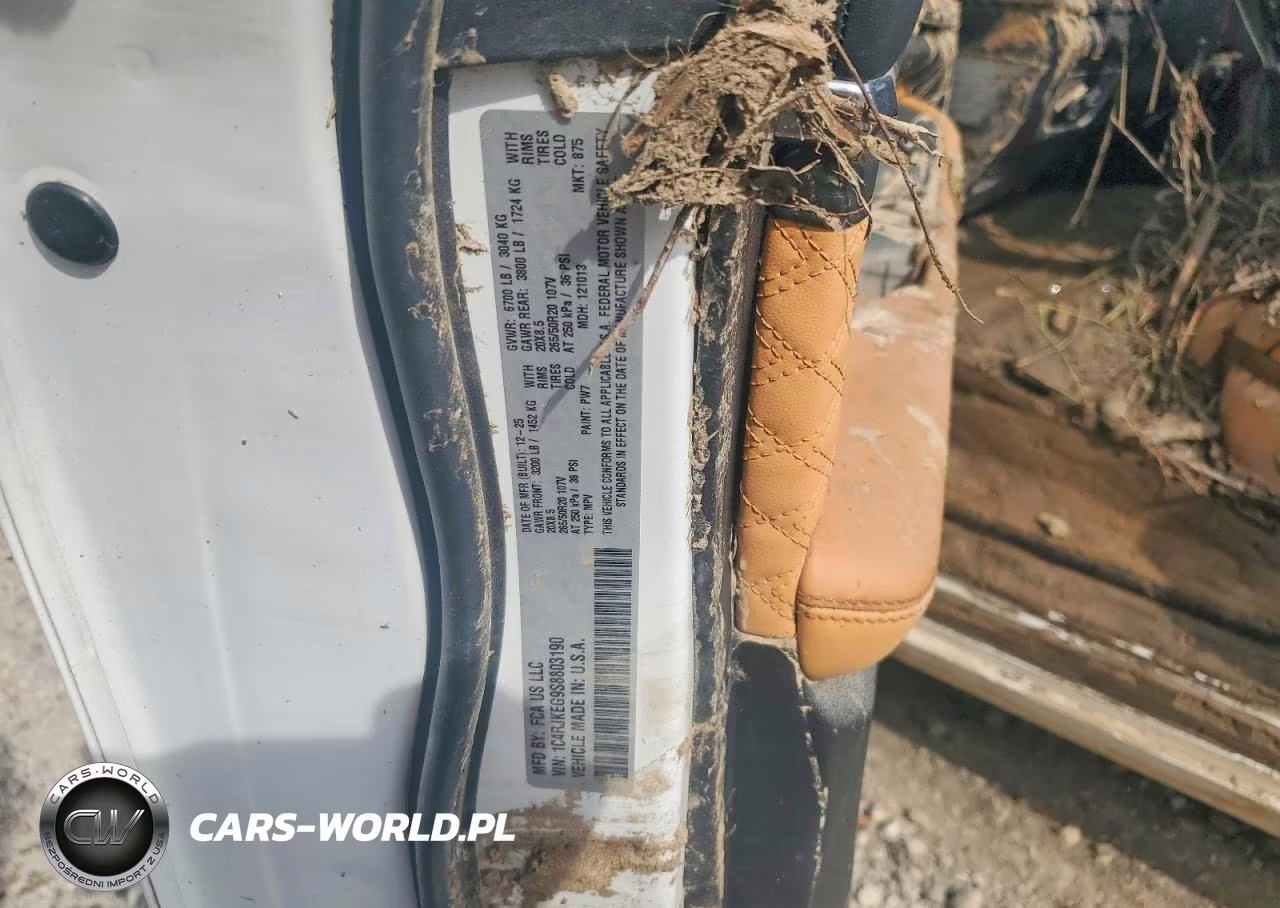 2025 Jeep Gran Cher VIN:1C4RJKEG9S8803190 - 13
