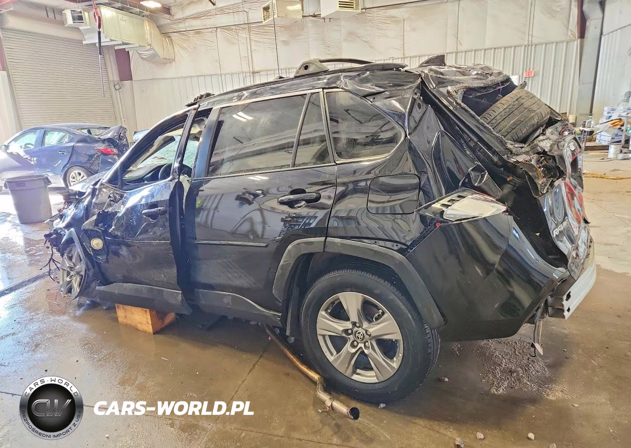 2024 Toyota Rav4 Xle VIN:2T3P1RFV1RC414451 - 2