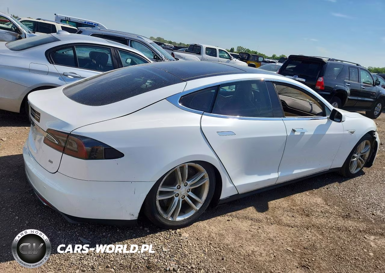 2013 Tesla Model S VIN:5YJSA1CN1DFP13869 - 3