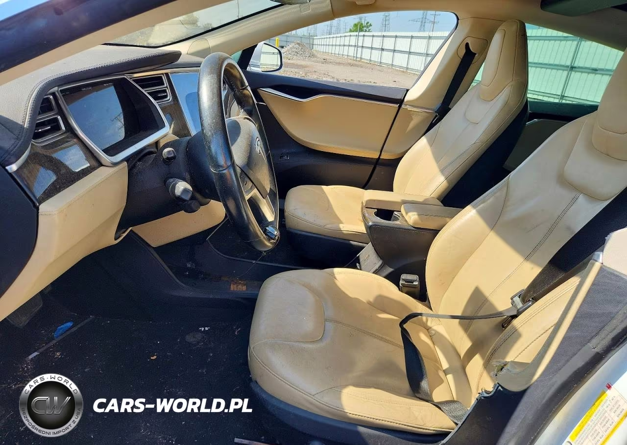 2013 Tesla Model S VIN:5YJSA1CN1DFP13869 - 7