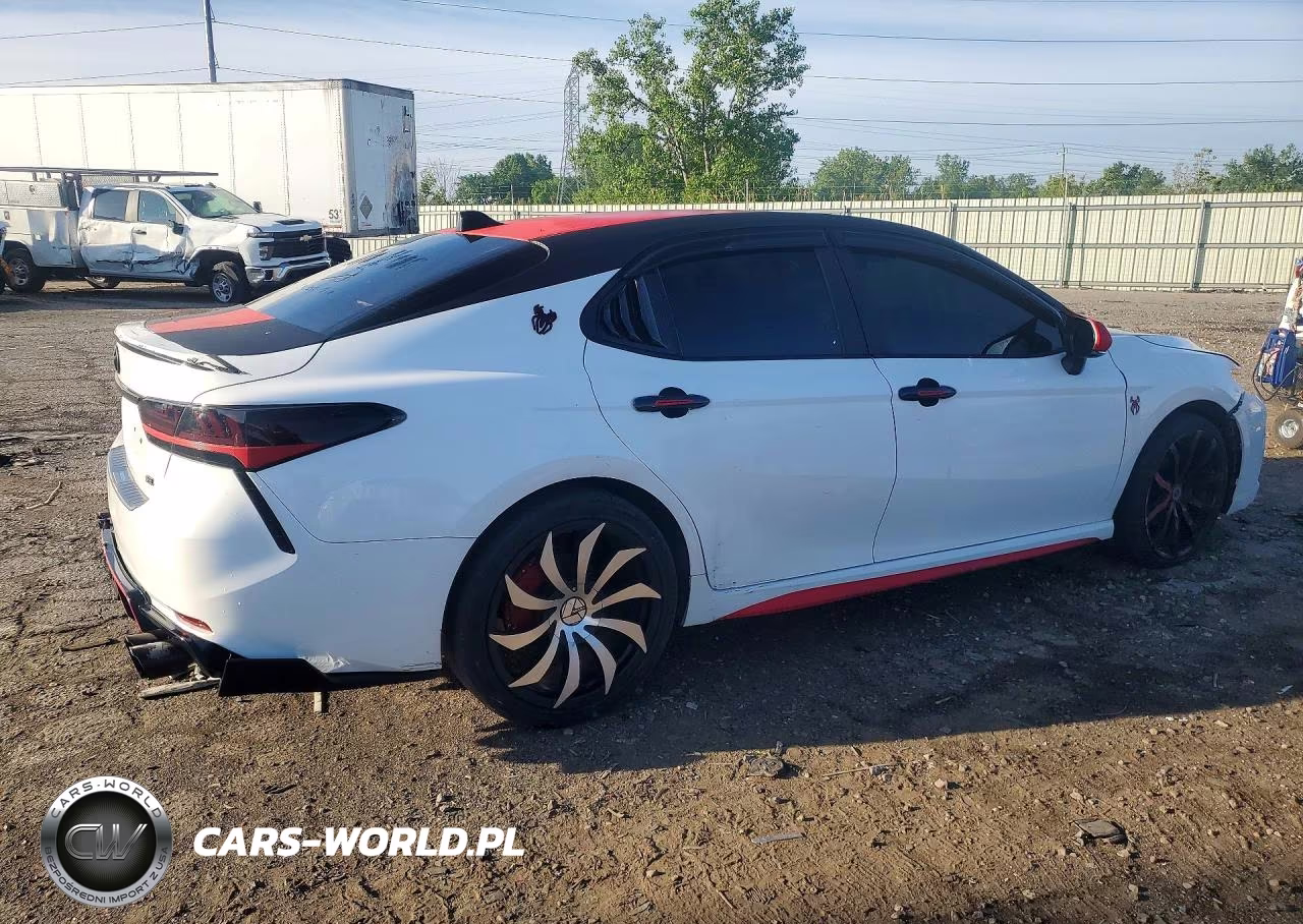 2018 Toyota Camry Se VIN:4T1B11HK2JU108739 - 3