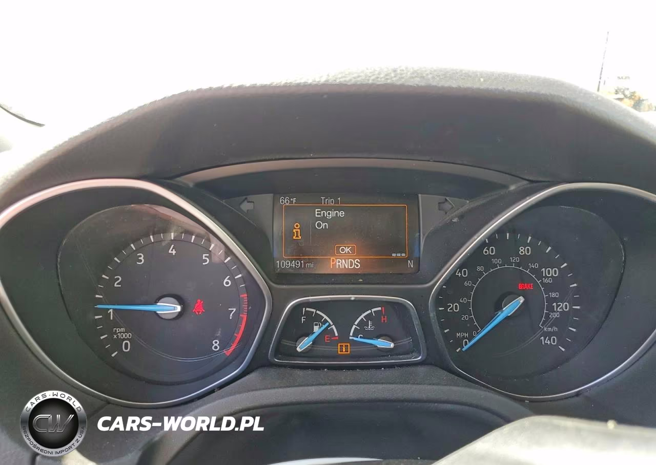 2016 Ford Focus Se VIN:1FADP3K22GL311439 - 9
