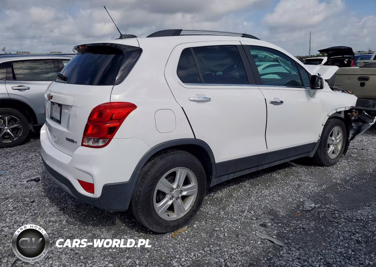 2020 Chevrolet Trax 1Lt VIN:3GNCJLSB2LL203111 - 3