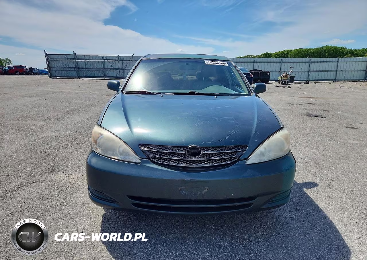 2003 Toyota Camry Le VIN:4T1BE32K23U704154 - 5