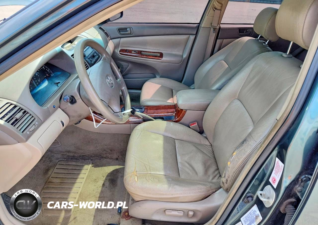 2003 Toyota Camry Le VIN:4T1BE32K23U704154 - 7
