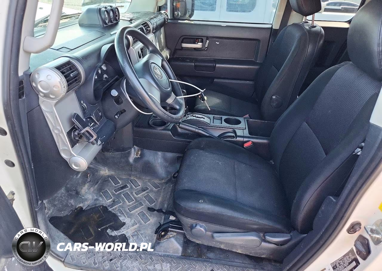 2010 Toyota Fj Cruiser Base VIN:JTEBU4BF0AK079211 - 7