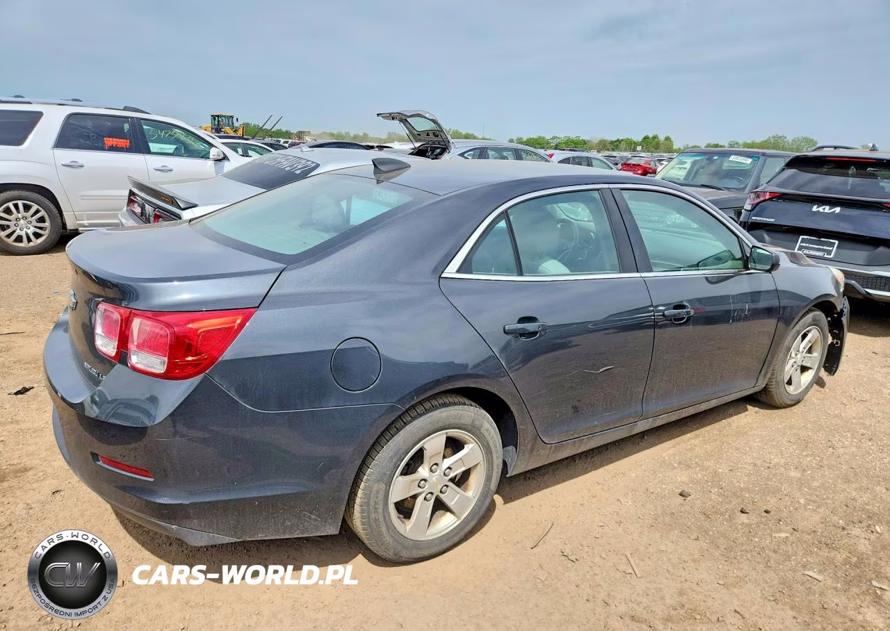 2015 Chevrolet Malibu Ls VIN:1G11B5SLXFF287011 - 3