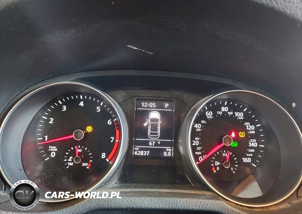 2018 Volkswagen Passat S VIN:1VWAA7A32JC007175 - 9