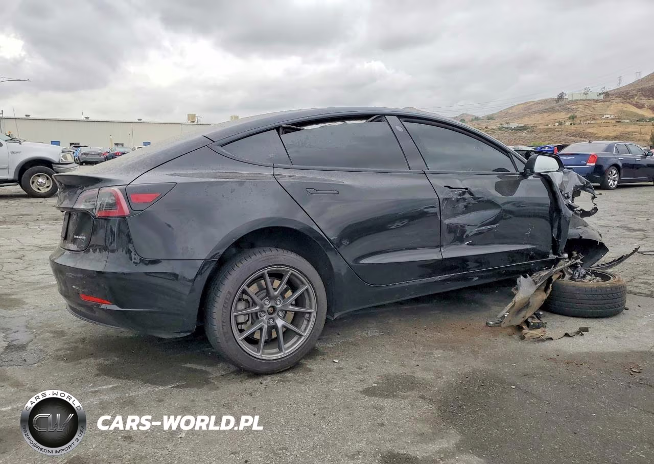 2022 Tesla Model 3 VIN:5YJ3E1EB2NF207755 - 3