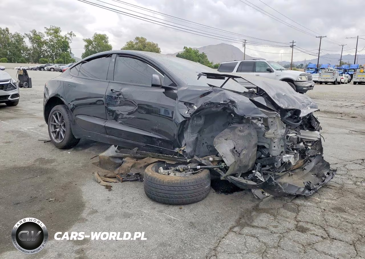 2022 Tesla Model 3 VIN:5YJ3E1EB2NF207755 - 4