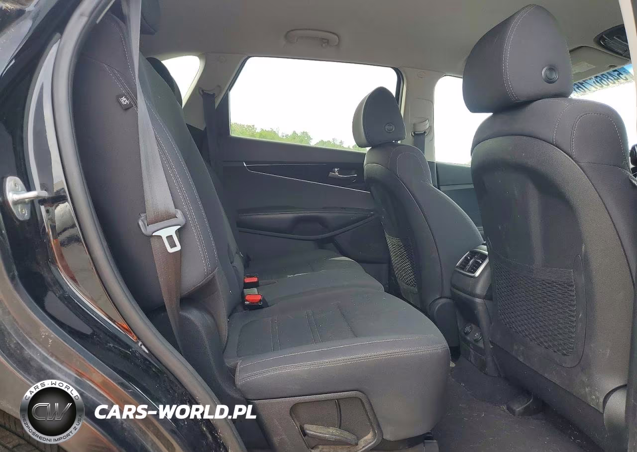 2019 Kia Sorento Lx VIN:5XYPGDA31KG445368 - 11