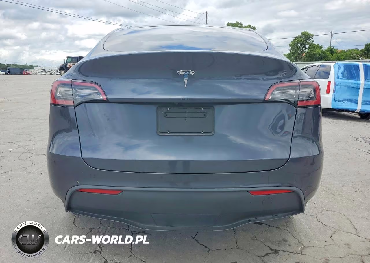 2022 Tesla Model Y VIN:7SAYGDEE7NA006364 - 6