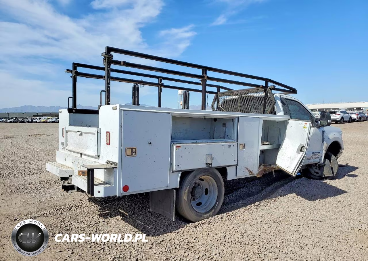 2020 Ford F450 Super Duty VIN:1FDUF4GT7LEC52497 - 3