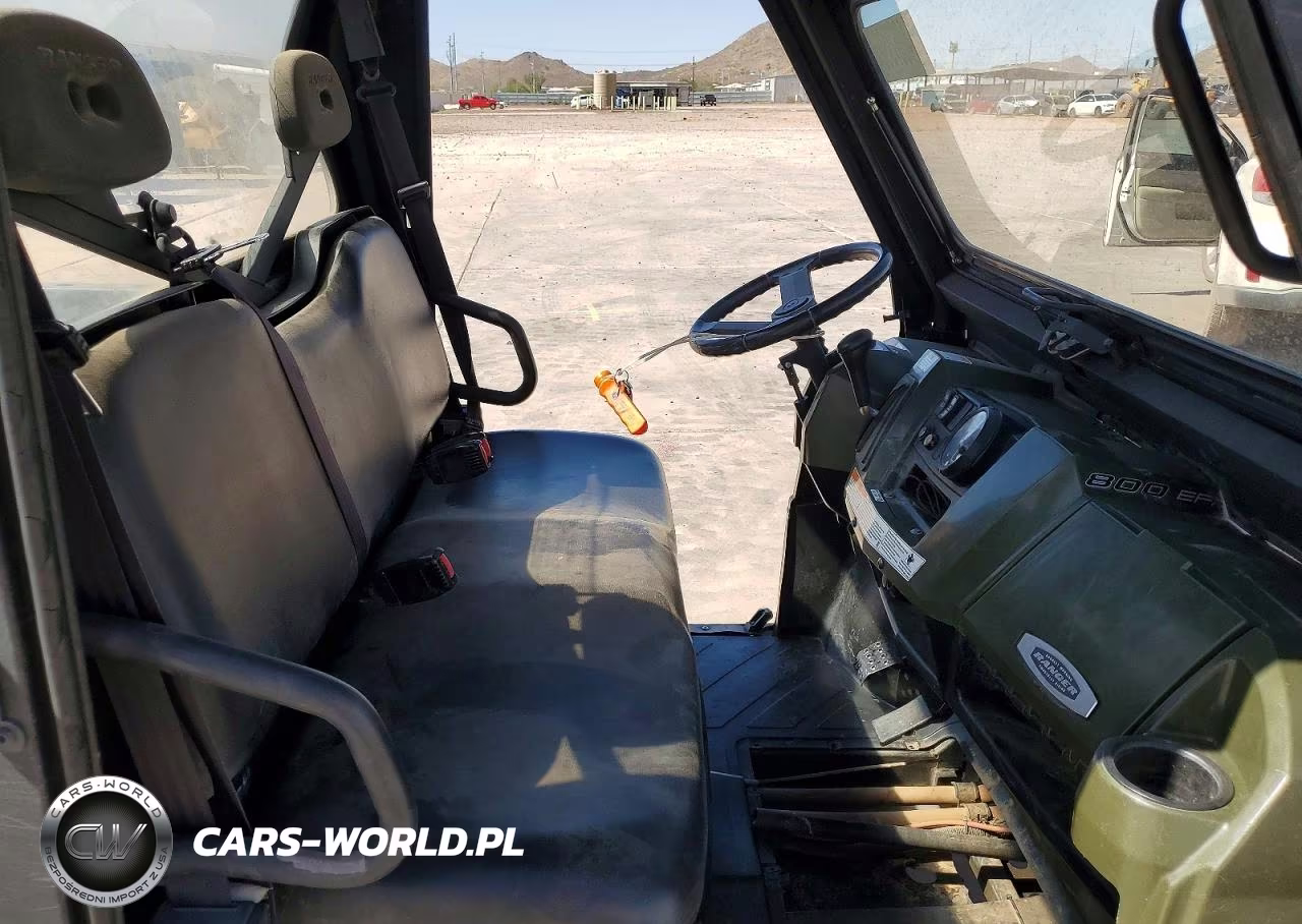2014 Polaris Ranger Utility Vehicle VIN:4XATH76A8E2304775 - 5