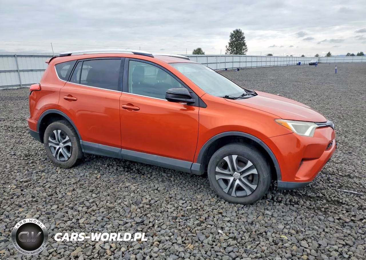 2016 Toyota Rav4 Le VIN:2T3BFREV2GW436080 - 4