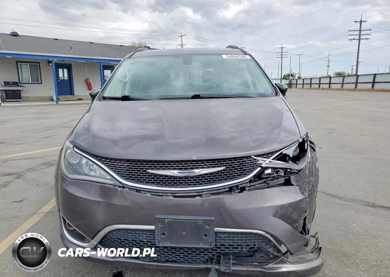 2017 Chrysler Pacifica Touring L VIN:2C4RC1BG0HR803858 - 5