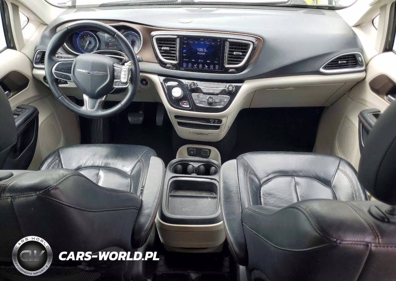 2017 Chrysler Pacifica Touring L VIN:2C4RC1BG0HR803858 - 8