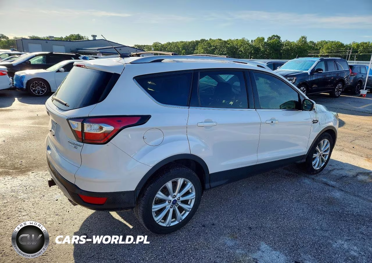2017 Ford Escape Titanium VIN:1FMCU9J9XHUC35217 - 3