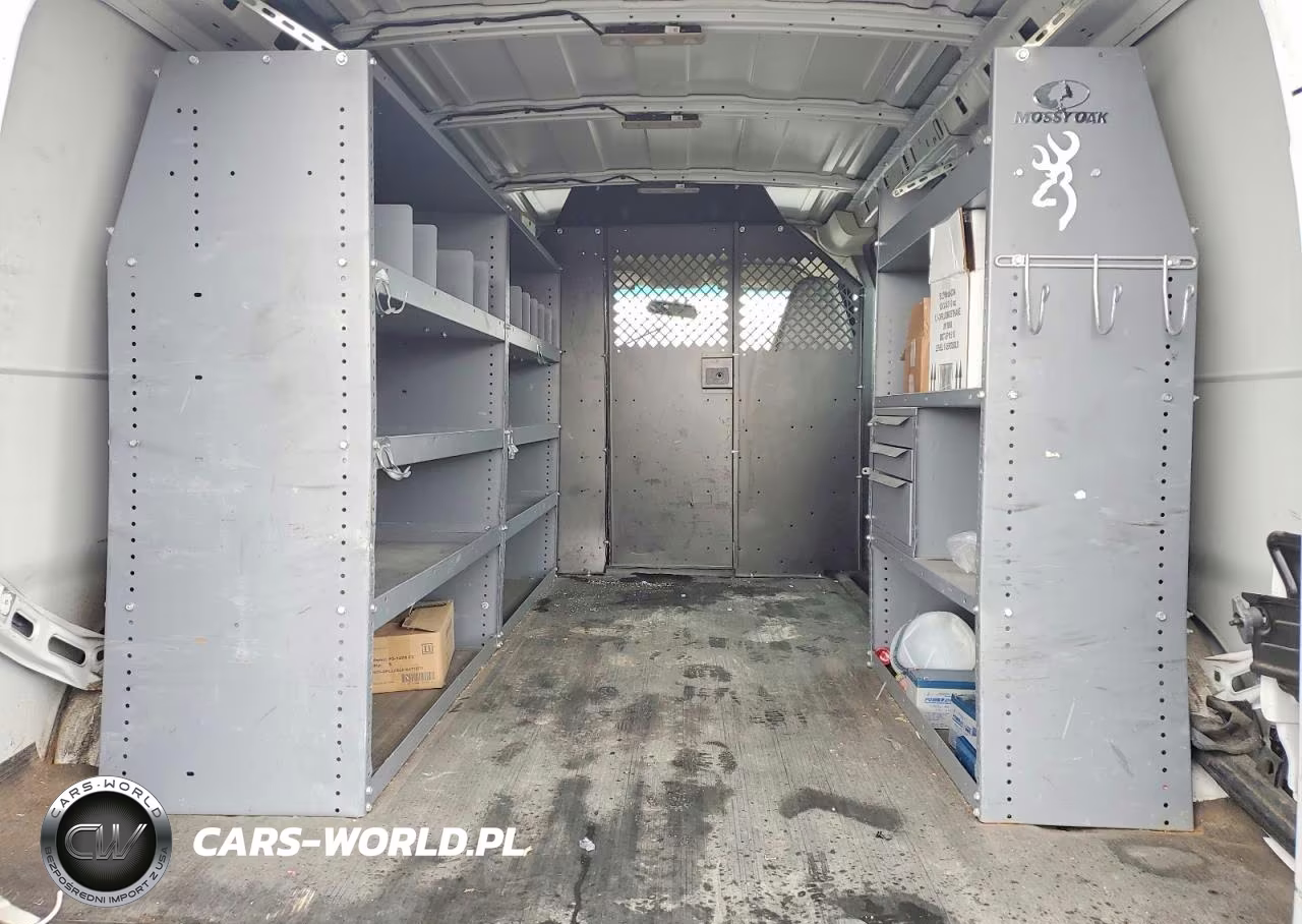 2016 Chev Express G2500 VIN:1GCWGAFF2G1333330 - 10