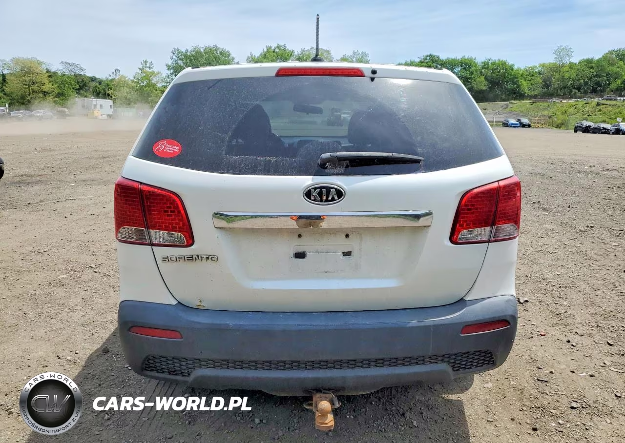 2011 Kia Sorento Lx VIN:5XYKTCA12BG009241 - 6