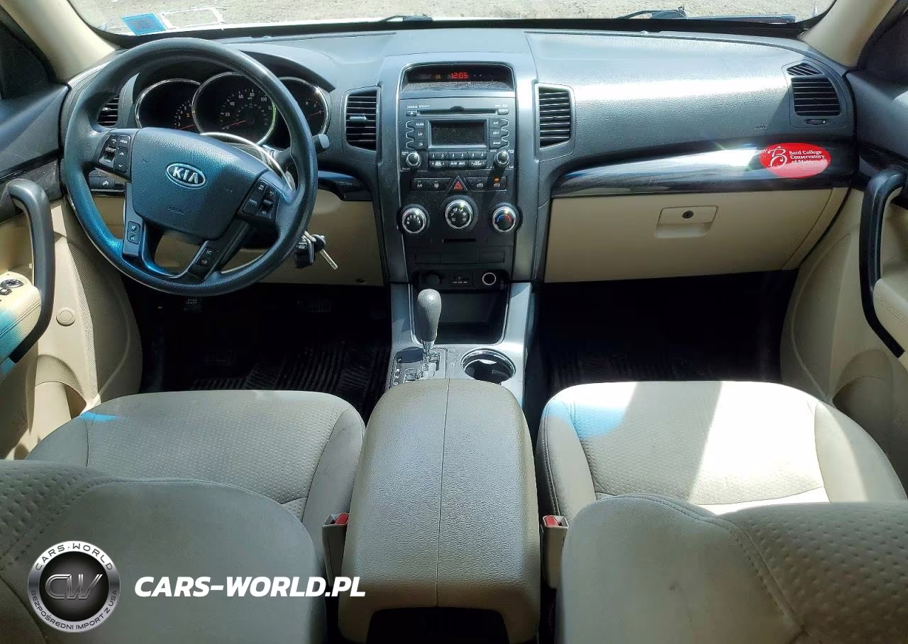 2011 Kia Sorento Lx VIN:5XYKTCA12BG009241 - 8